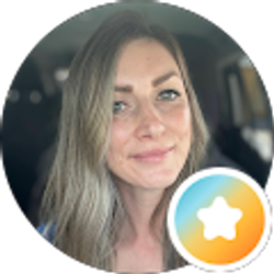 Profile photo of Lindsey Terry