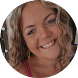 Profile photo of Alyssa Navarro