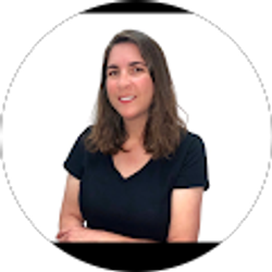 Profile photo of Kellie Harshman