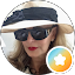 Profile photo of Ruth Booker