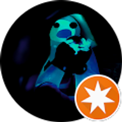 Profile photo of Taylor Holt