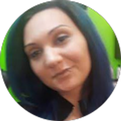 Profile photo of Sara Steele