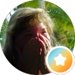 Profile photo of shelley paxton