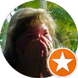 Profile photo of shelley paxton