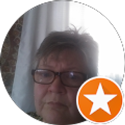 Profile photo of Diane Leak