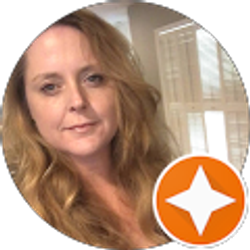 Profile photo of Chrissy Clary