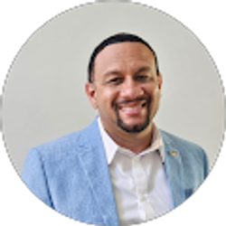 Profile photo of Karim Giraud