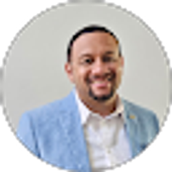 Profile photo of Karim Giraud