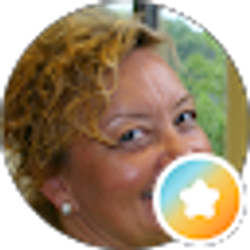 Profile photo of Cindy Tesch