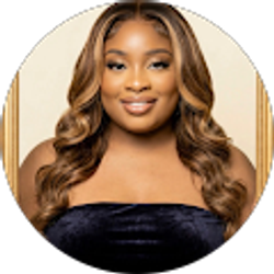 Profile photo of Natalie Lucinda