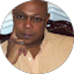 Profile photo of shah graphy