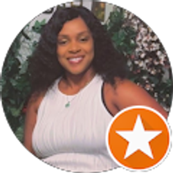 Profile photo of Stephanie McKenzie