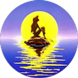 Profile photo of Elizabeth Thomas