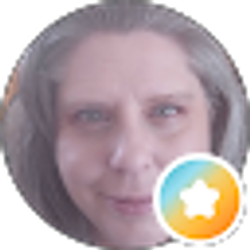 Profile photo of Lynne Perkins