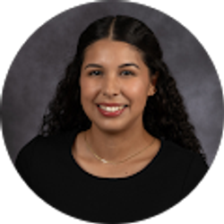 Profile photo of Mia Hernandez