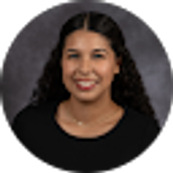 Profile photo of Mia Hernandez