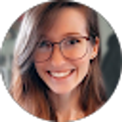 Profile photo of Hannah Schroeder