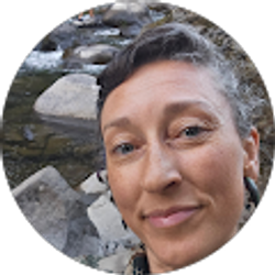 Profile photo of Amanda Van Pelt