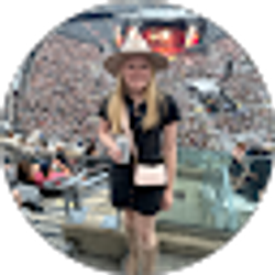 Profile photo of Jessica Lyons