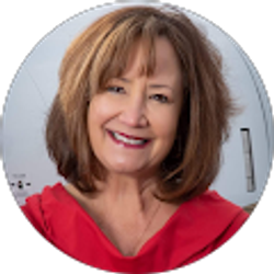 Profile photo of Amy Heaven