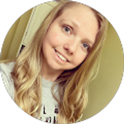 Profile photo of Alexandria Felber