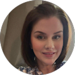 Profile photo of Elise Oveson