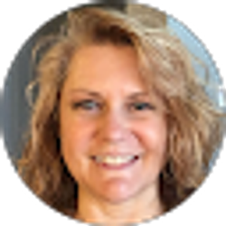 Profile photo of Gloria Lindsey