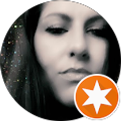 Profile photo of Ashley Chu