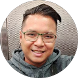 Profile photo of Eduard Esternon