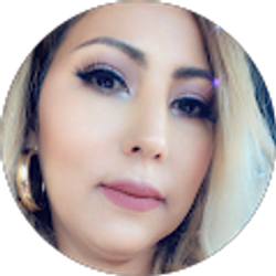 Profile photo of Claudia Solis