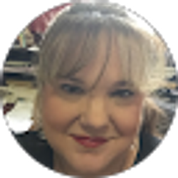 Profile photo of Dena Lind