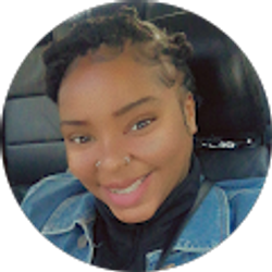 Profile photo of Alexis Somerville