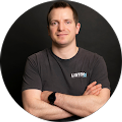 Profile photo of Alex Hoenack