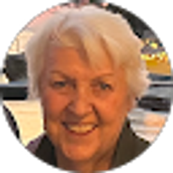 Profile photo of Carolyn Lowe