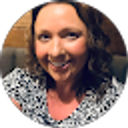 Profile photo of Lisa Finn