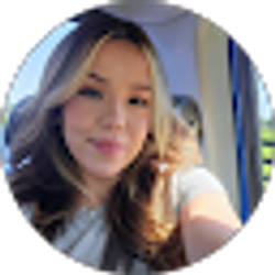 Profile photo of Miranda Cid