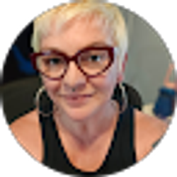 Profile photo of Karen Lynn