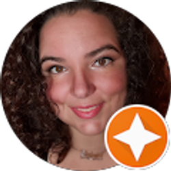 Profile photo of Stephanie Nunes