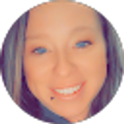 Profile photo of Carrie Livingston