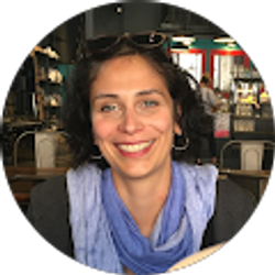 Profile photo of Maggie Arends