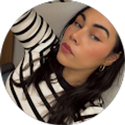 Profile photo of Alicia Aldana