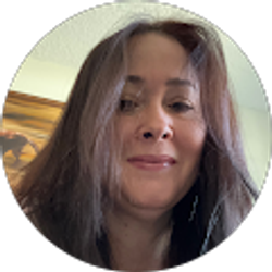 Profile photo of Linda Lopez