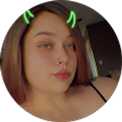 Profile photo of Mikayla Polasek