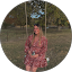 Profile photo of Nicole Burnett