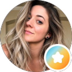 Profile photo of Hannah Curtis