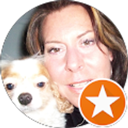 Profile photo of Shelly Hurley