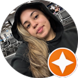 Profile photo of Stephanie Diaz