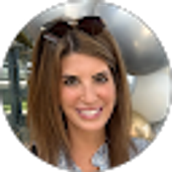 Profile photo of Madelyn Benton