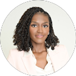 Profile photo of Liana Mackey