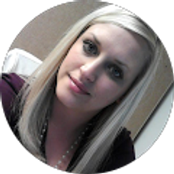 Profile photo of Crystal De Vries